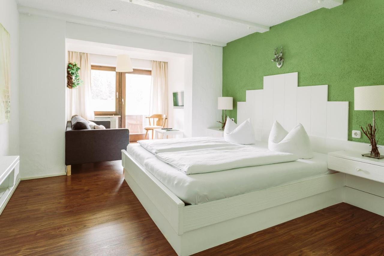 Der Baeren In Zell Hotel Айзенберг Екстериор снимка