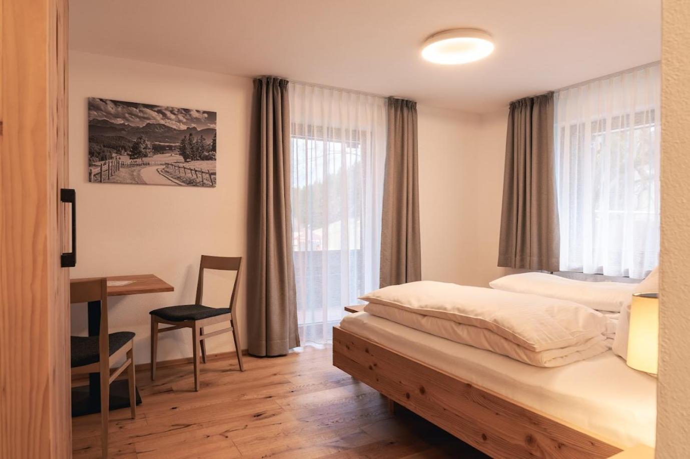 Der Baeren In Zell Hotel Айзенберг Екстериор снимка