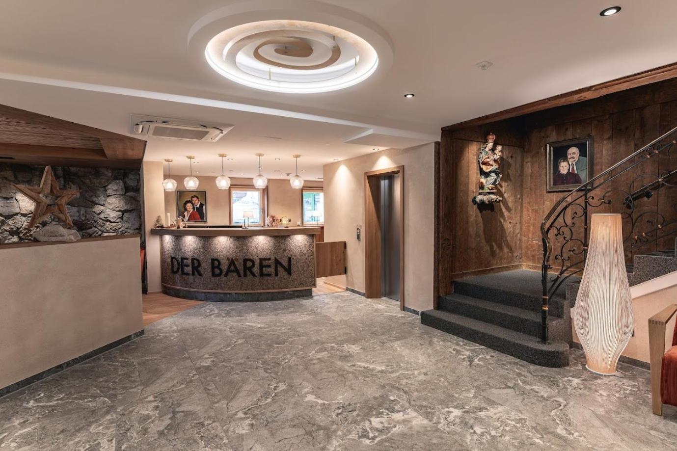 Der Baeren In Zell Hotel Айзенберг Екстериор снимка