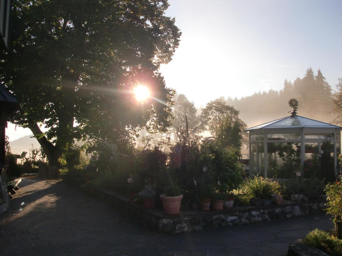 Der Baeren In Zell Hotel Айзенберг Екстериор снимка